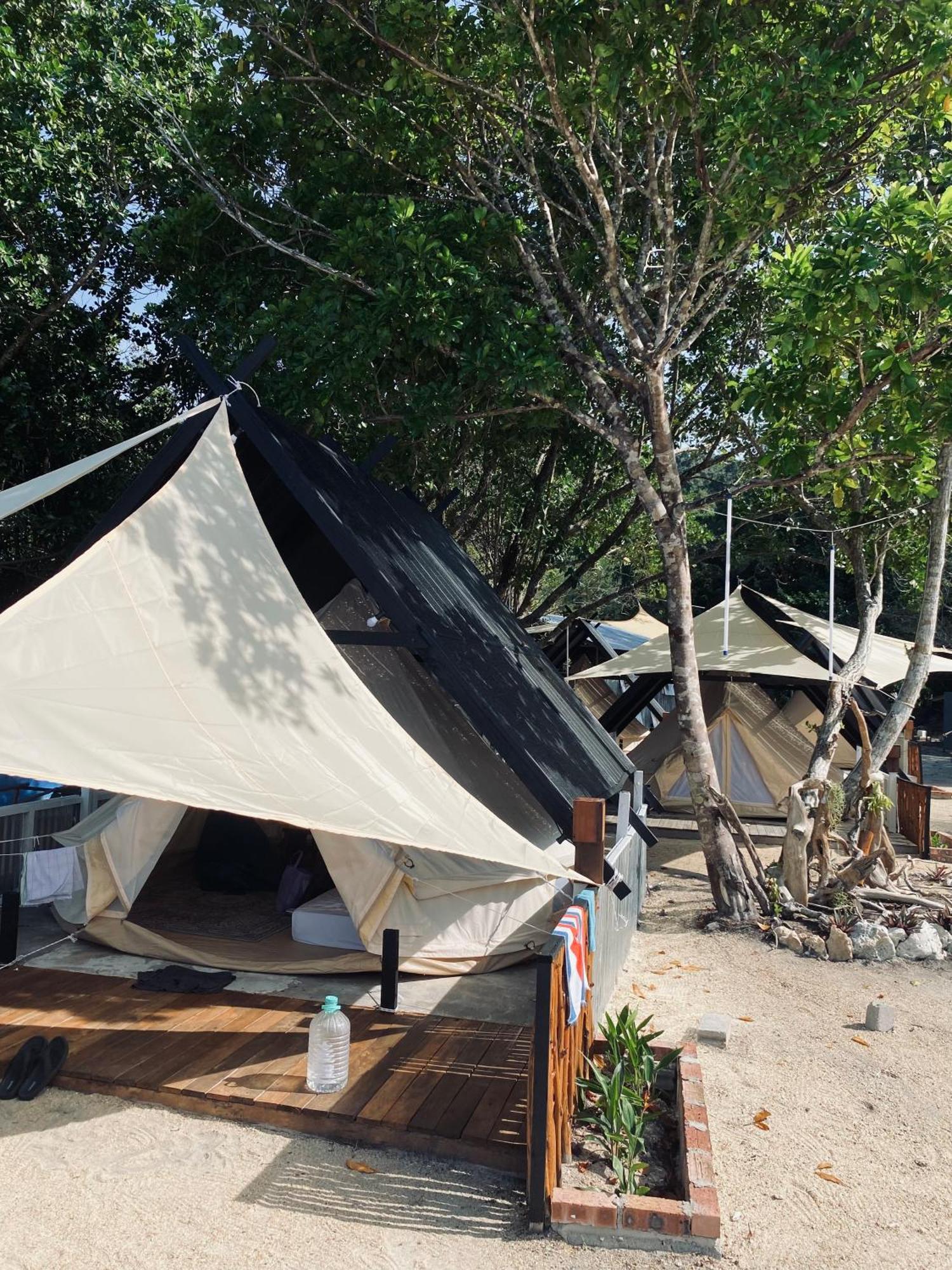 Hotel Juita Glamping Perhentian Island Kampung Kuala Besut Exterior foto
